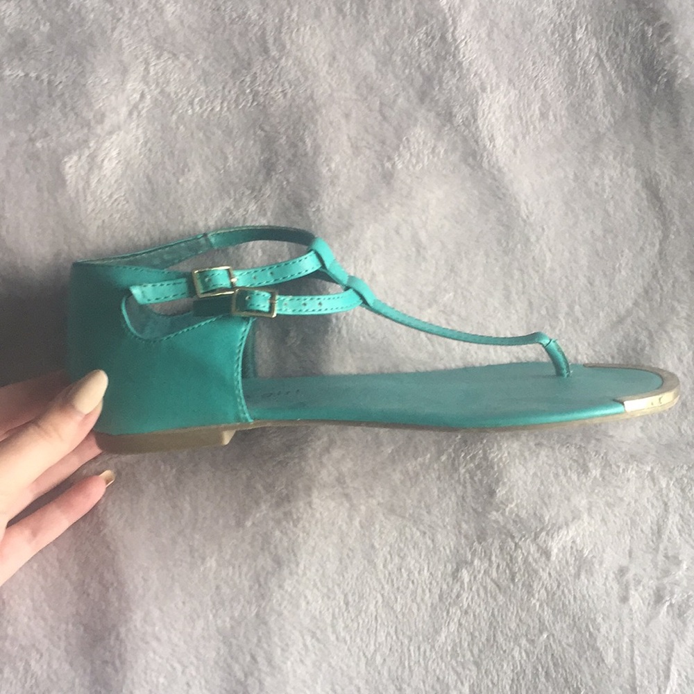 Sandals - Picture 2 of 3